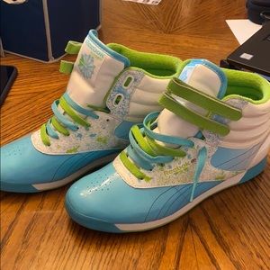 Reebok Size 9 Womens Retro